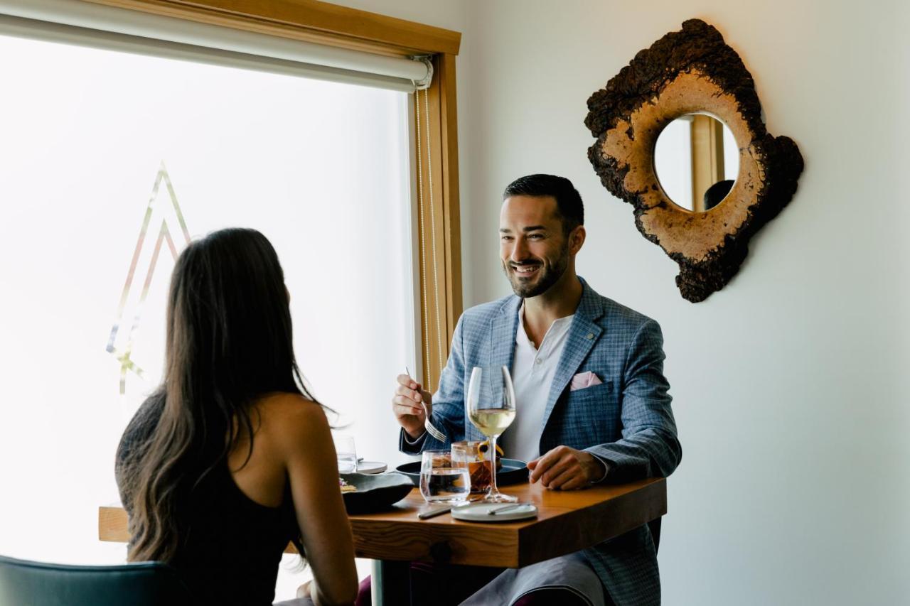 Pluvio Restaurant And Rooms Ucluelet Bagian luar foto
